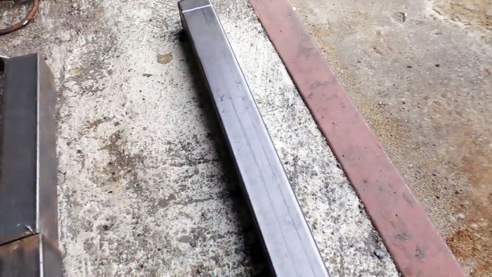 Как ровно согнуть стальной лист без листогиба